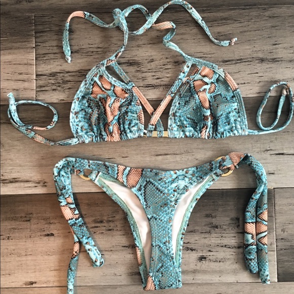 Brazilian Bikini MEDIUM - Picture 2 of 8